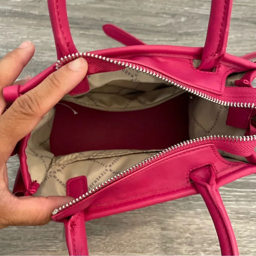 Steve Madden Quilted Fuschia Mini Tote Handbag with Shoulder‎ Strap